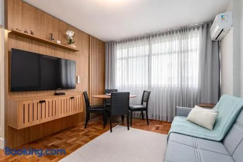 Charming and comfortable, 2 blocks from Leblon beach! - Image 1