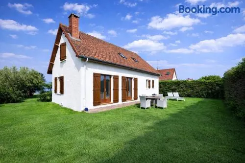 Maison individuelle, 100m2, 3 chambres, jardin clos - Image 1
