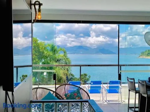 Lindo Duplex Pé Na Areia com Praia Privativa - Image 1
