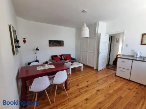 Departamento cálido y céntrico - Image 1