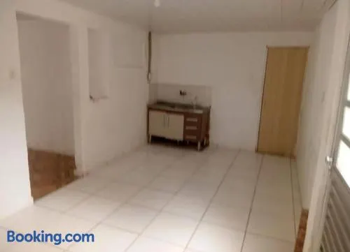 Casa para alugar temporária - Image 1