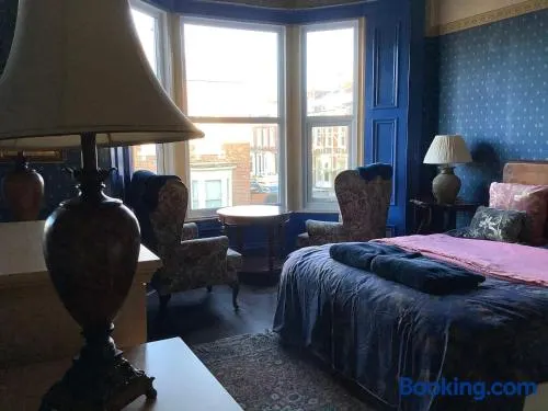 Rooms in City House nr Light Stadium - Image 1