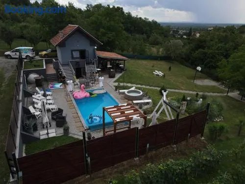 Kuća za odmor Mladen i Martina - Image 1
