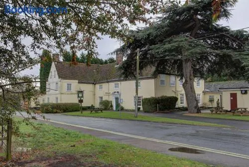 The Cedars Hotel - Image 1