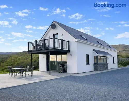 Westcove view three bedroom luxury house with hot tub - Image 1