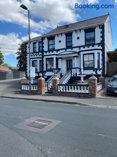 The White Lodge Hotel - Image 1