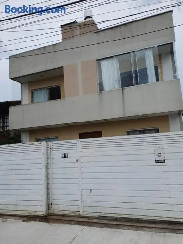 Casa de Hóspede Beija Flor - Próxima à praia Campeche e Aeroporto - Image 1