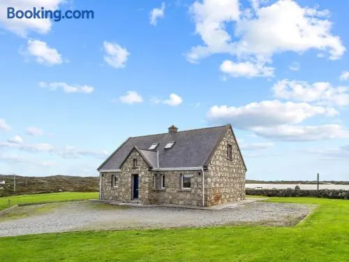 Lake House Mannin, Ballyconneely - Image 1
