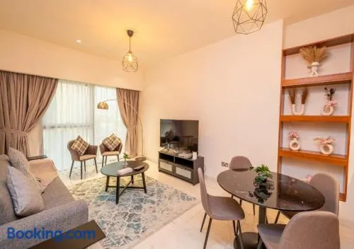 Hometown Apartments - Cosy 1 Br Apartment with Brand New Furniture in DIFC - Image 1