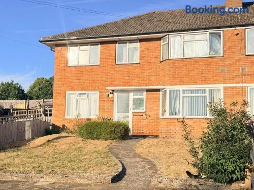 Charming Two Double Bedroom Maisonette with Garden - Image 1