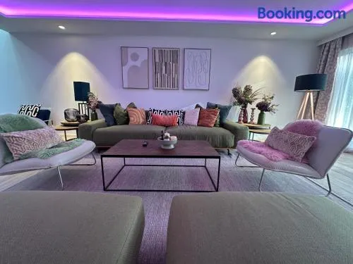 DOM LIVING - LuxusHaus - Image 1
