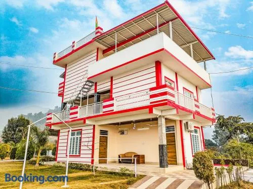 Sukoon Villa 2 - 4BR near Jolly Grant Airport by Homeyhuts - Image 1