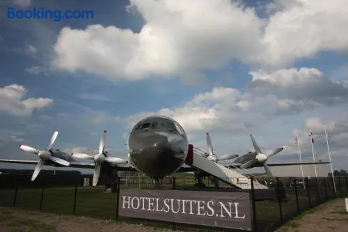 Vliegtuigsuite Teuge - Image 1