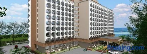 Silver Side Apartments - Image 1