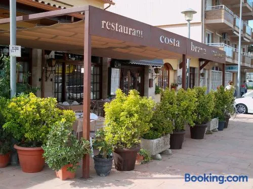 Pensió Costa Brava - Image 1
