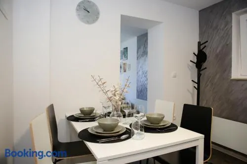 Apartman Grey - Image 1