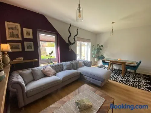 Modern Home Near Edinburgh City - Image 1