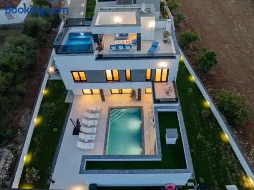Villa Elena ZadarVillas - Image 1