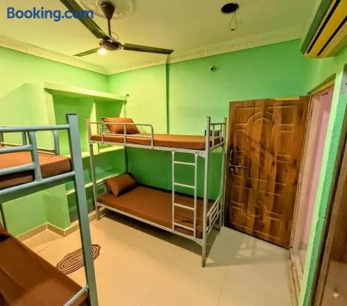 Tiny Hub, Smart & Comfy Rooms - Image 1