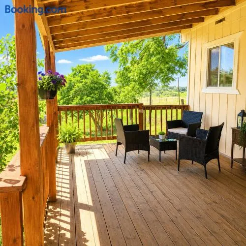 Amador Wine Country Retreat Near Wineries - Image 1