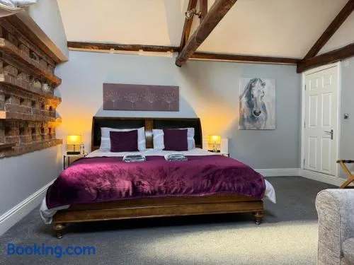 Studio 3B The Carriage House York 6m Village Location - Image 1
