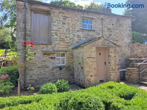 Beebole Cottage - Image 1