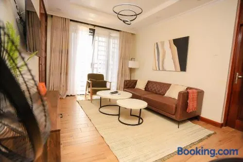 Yunia Luxury 1-Bed Apartment - Image 1