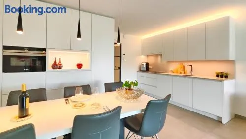 Modern luxury 1-bedroom apartment close to the beach and the sea T21 - Image 1