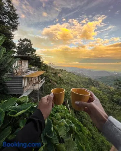 Montana Posada - Image 1