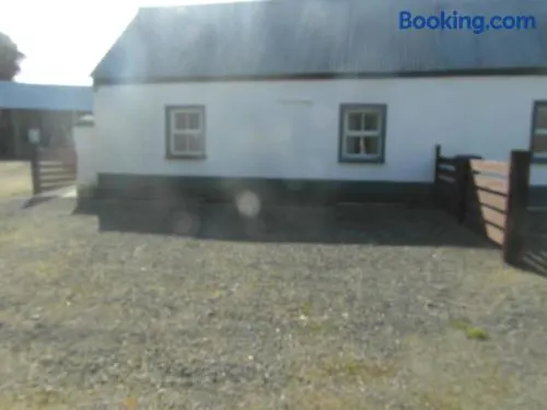 Country Studio - Image 1
