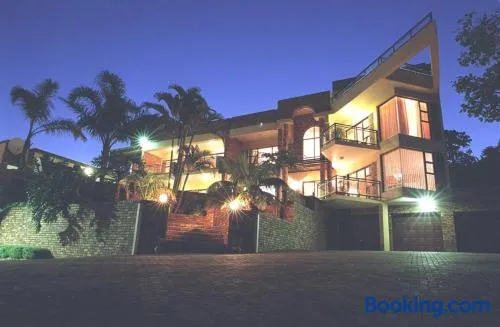 The Albatros Guesthouse - Image 1