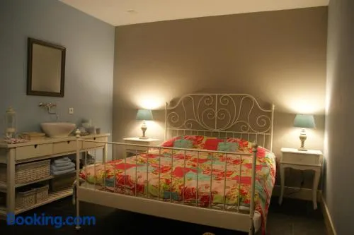B&B Van Hunebed Naar Jullie Bed - Image 1