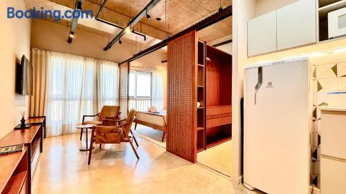 Flat Central com Academia, Piscinas e Sauna - Image 1