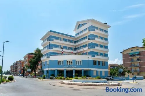 Hotel Mondial - Image 1