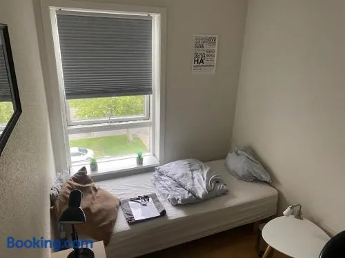 Hyggeligt lille værelse - Image 1