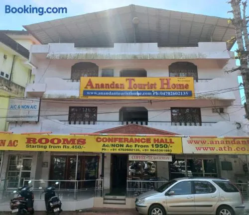 Anandan Tourist Home - Image 1
