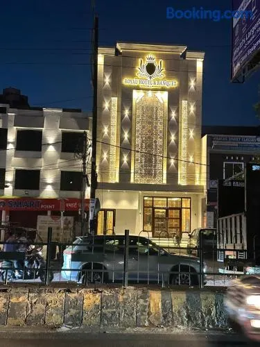 Royal 9 hotel & Banquet - Image 1