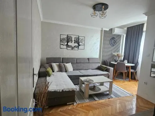 Stan na dan Bijeljina centar - Image 1