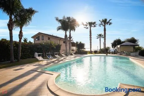Panoramica Villa con Piscina sul Mare (Sanificata) - Image 1