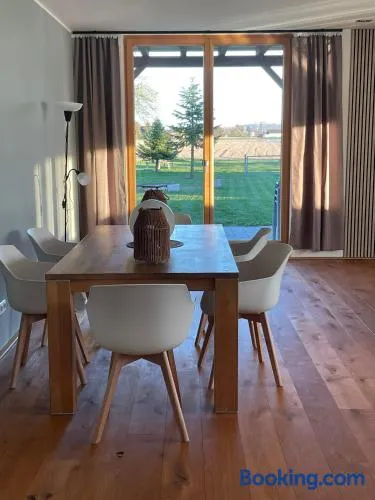 Neue hochwertige 90m² Wohnung - Image 1