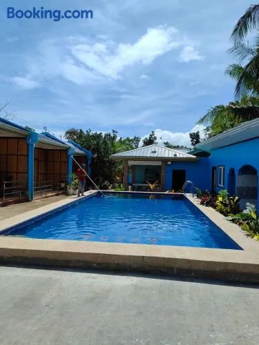 R&D Traveller's Inn - Image 1