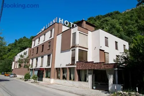 Hotel Liani - Image 1