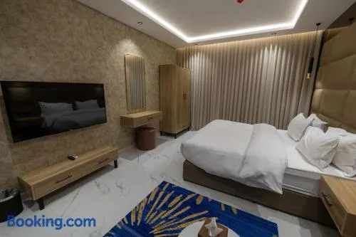 XYZ Hotel King Fahad Road - اكس واي زد طريق الملك فهد - Image 1