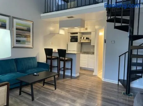 Executive Suites - Image 1
