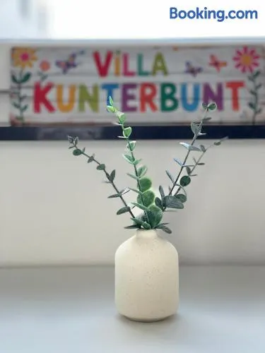 Villa Kunterbunt - Image 1