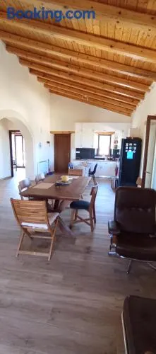 Summer Villa with sea view,6 min drive from airport, near Seitan Limania beach - Image 1