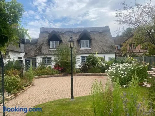 Willow Cottage - Image 1