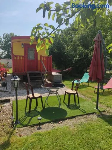 " Domaine des chevrettes roulotte romantique" - Image 1