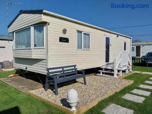 Caravan 7 a modern unit with GCH and DG - Image 1