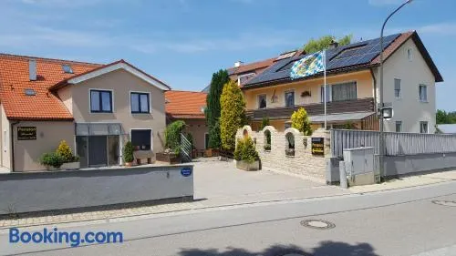 Pension und Ferienwohnungen Lerchl - Image 1